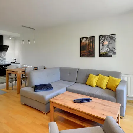 דירה Przytulne Sun Seasons 24 W Szklarskiej Porebie By Renters שצ'קלארסקה פוראובה