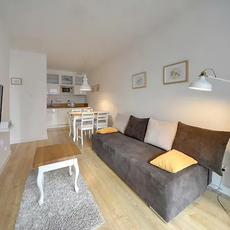شقة Przytulne Sun Seasons 24 W Szklarskiej Porebie By Renters شكلارسكا بوريبا