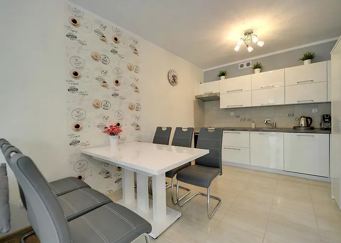 Przytulne Apartamenty Sun Seasons 24 W Szklarskiej Porebie By Noclegi Renters Apartment